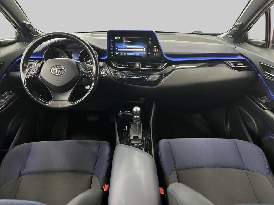 TOYOTA C-HR 2017