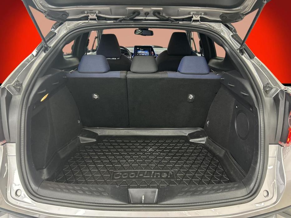 TOYOTA C-HR 2017
