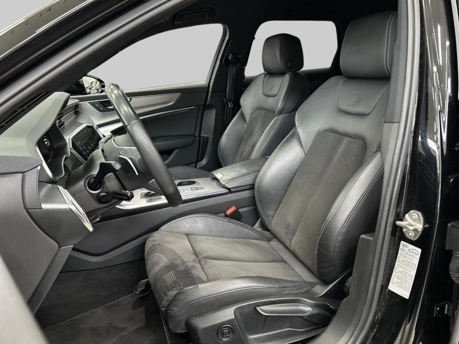 AUDI A6 2021