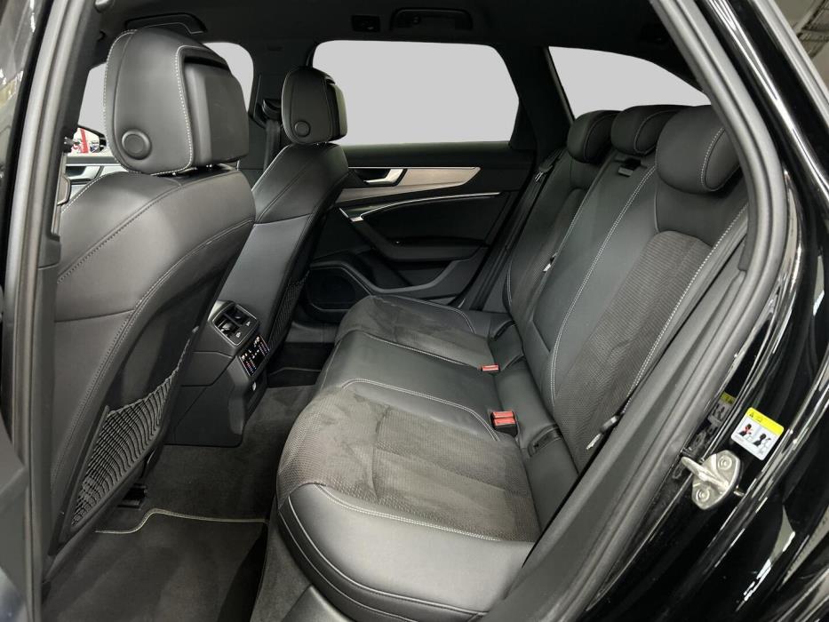 AUDI A6 2021