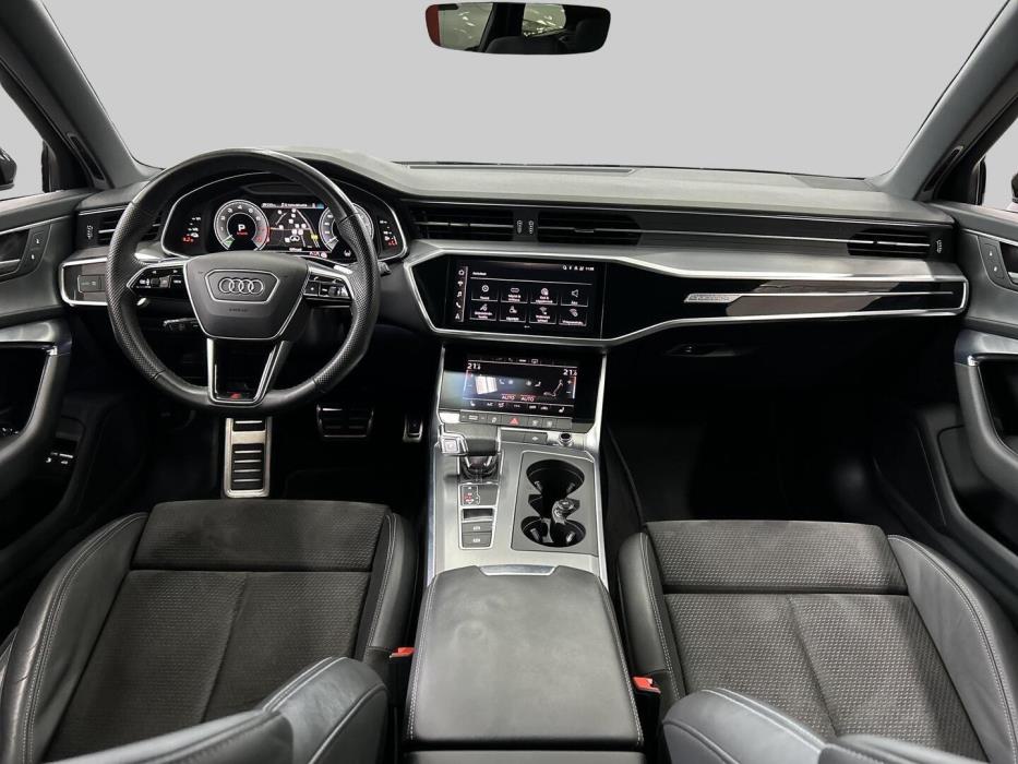 AUDI A6 2021