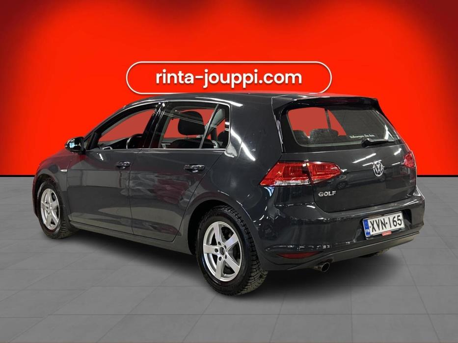 VOLKSWAGEN Golf 2014