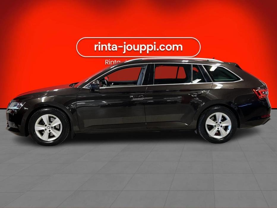 SKODA Superb 2016