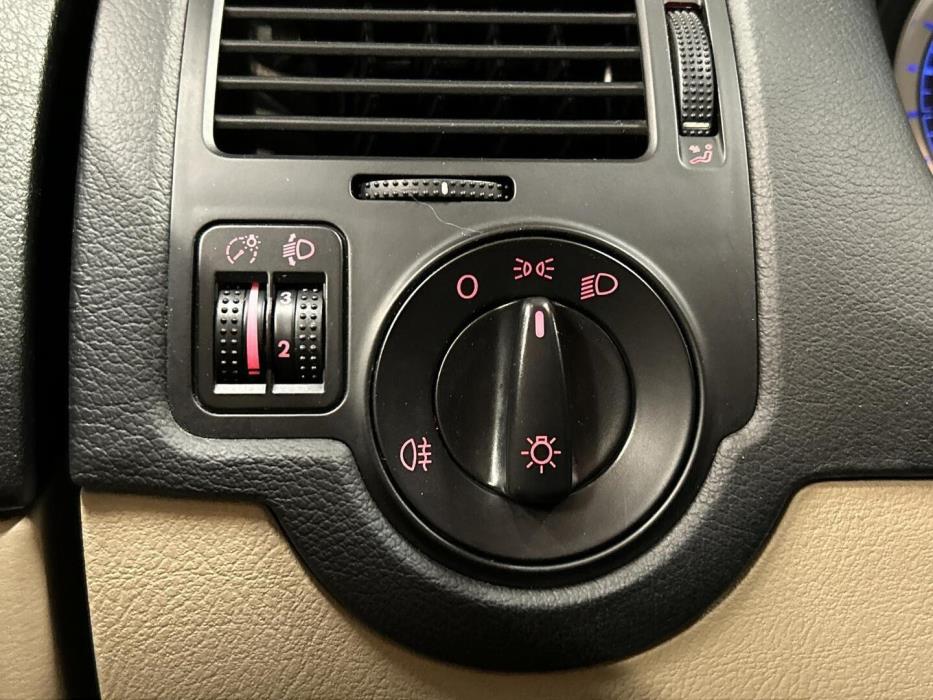 VOLKSWAGEN Bora 2001