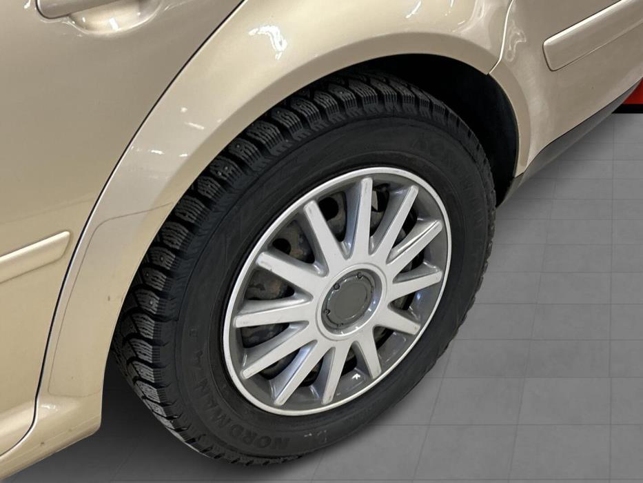 VOLKSWAGEN Bora 2001