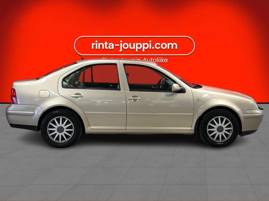 VOLKSWAGEN Bora 2001