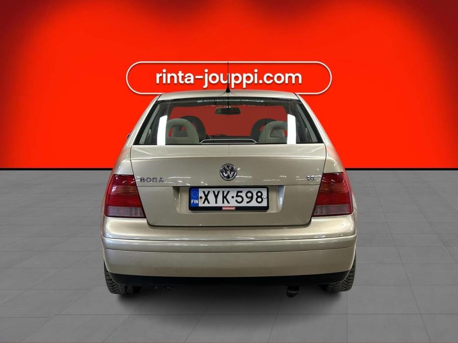 VOLKSWAGEN Bora 2001