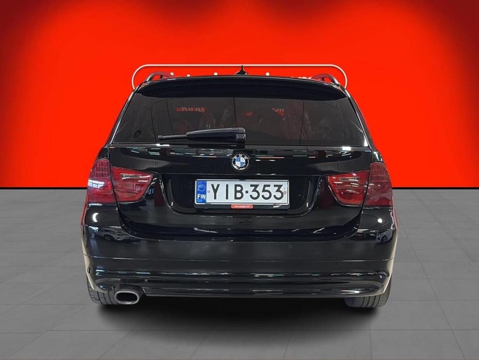 BMW 320 2008