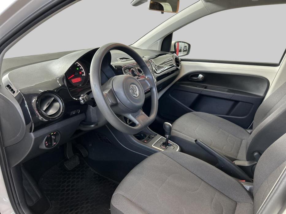 VOLKSWAGEN up! 2013