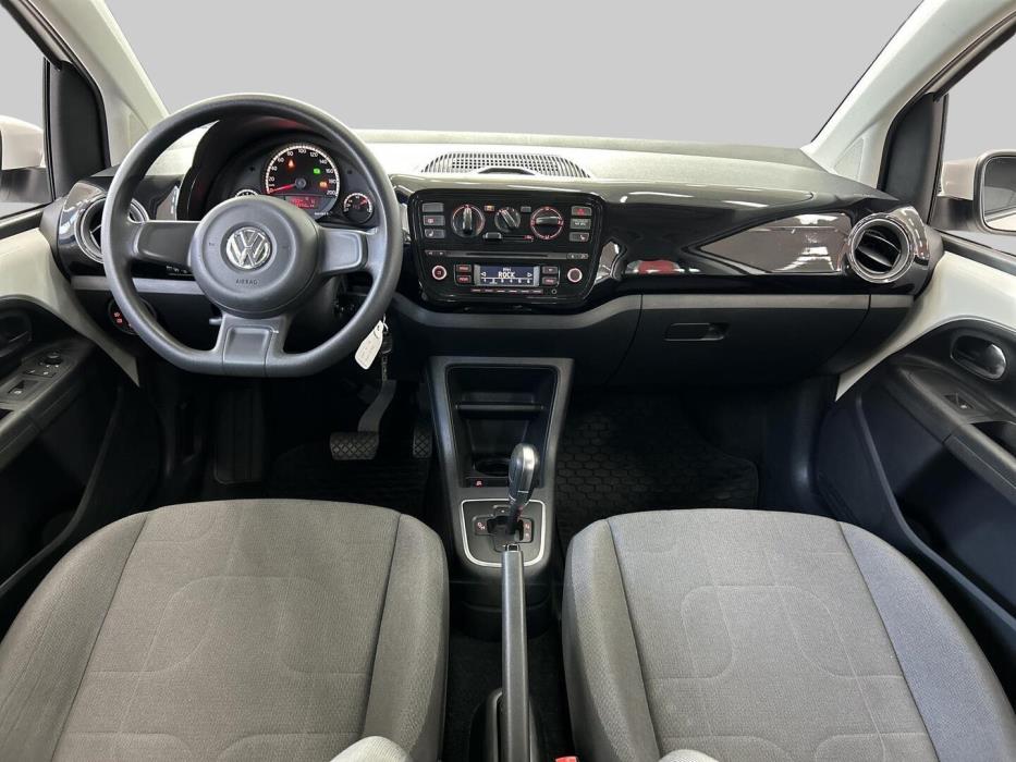 VOLKSWAGEN up! 2013