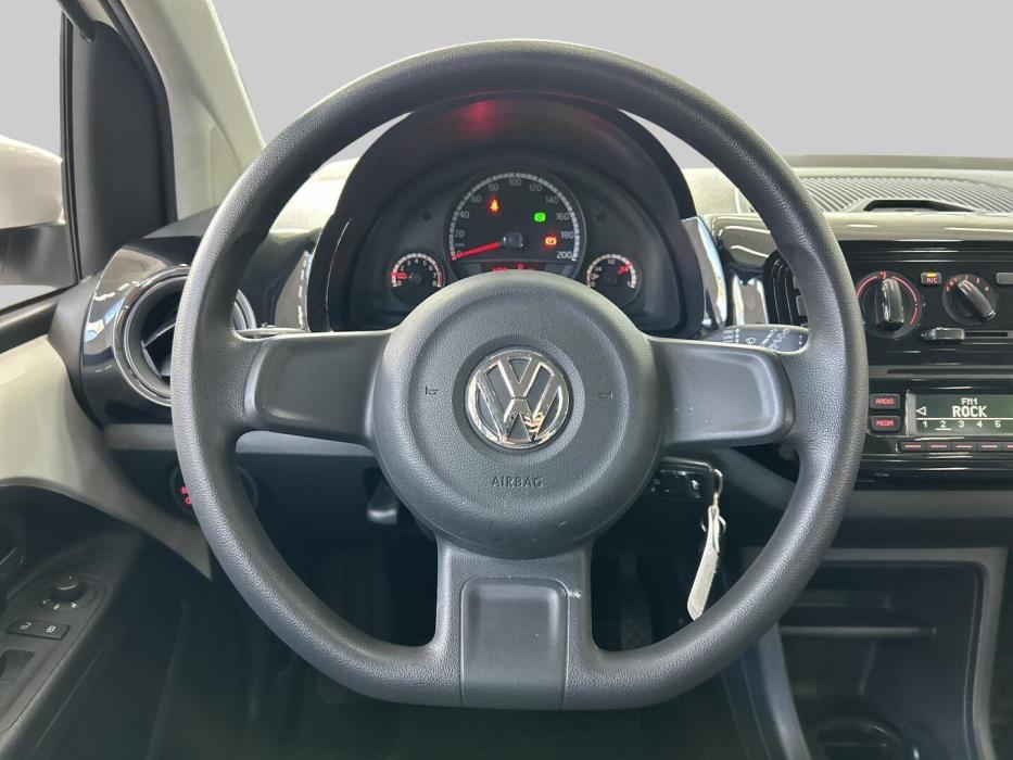 VOLKSWAGEN up! 2013