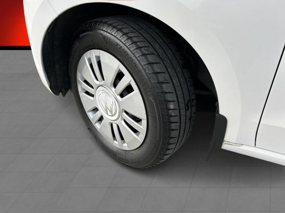 VOLKSWAGEN up! 2013