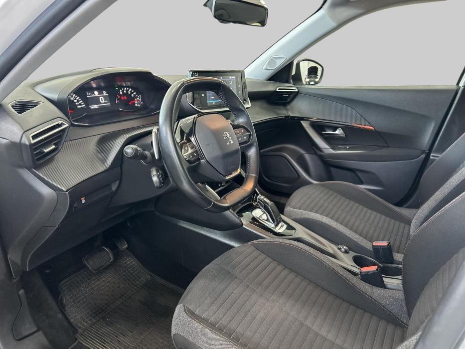 PEUGEOT 2008 2021