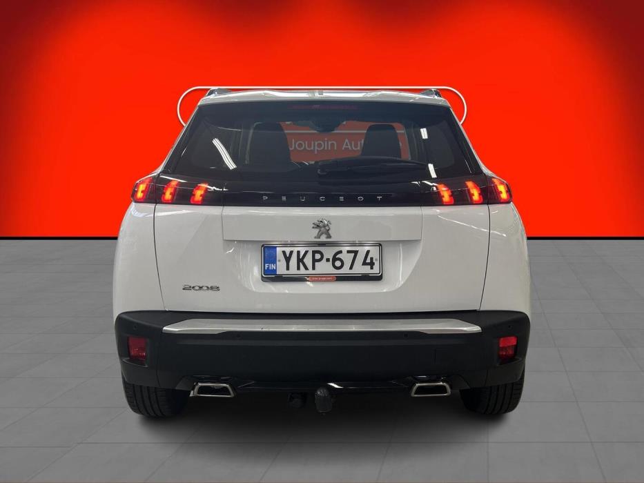 PEUGEOT 2008 2021