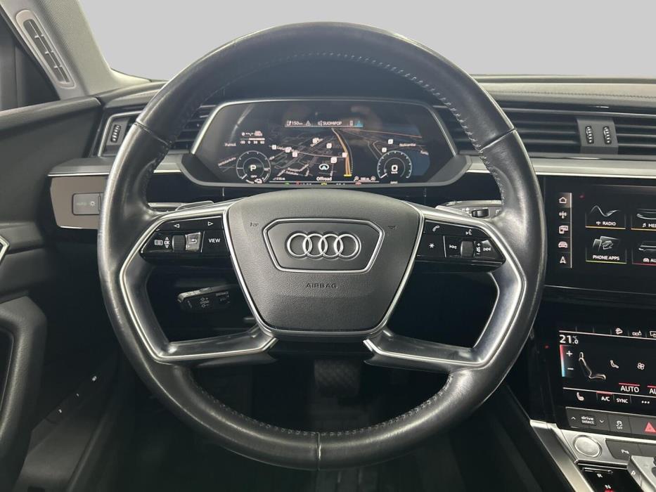 AUDI e-tron 2020