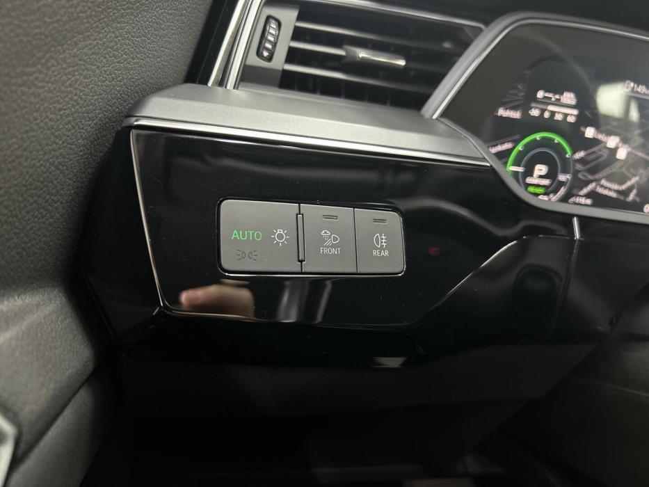 AUDI e-tron 2020