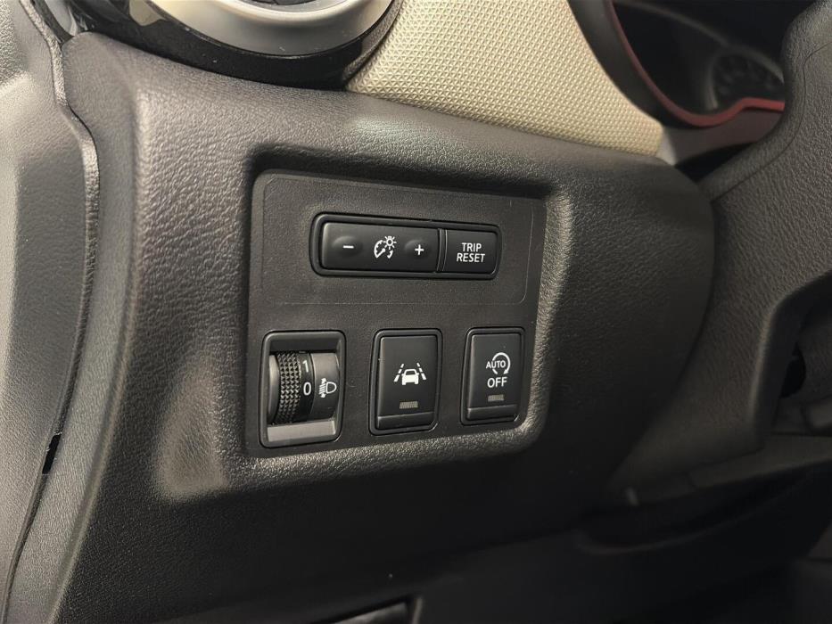 NISSAN Micra 2019