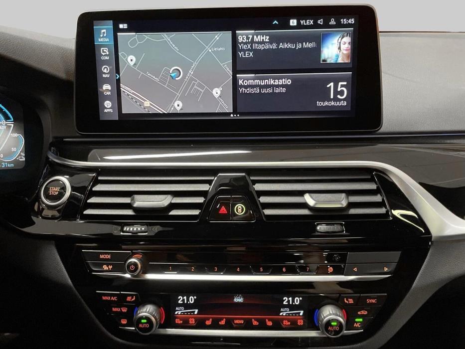BMW 545 2021
