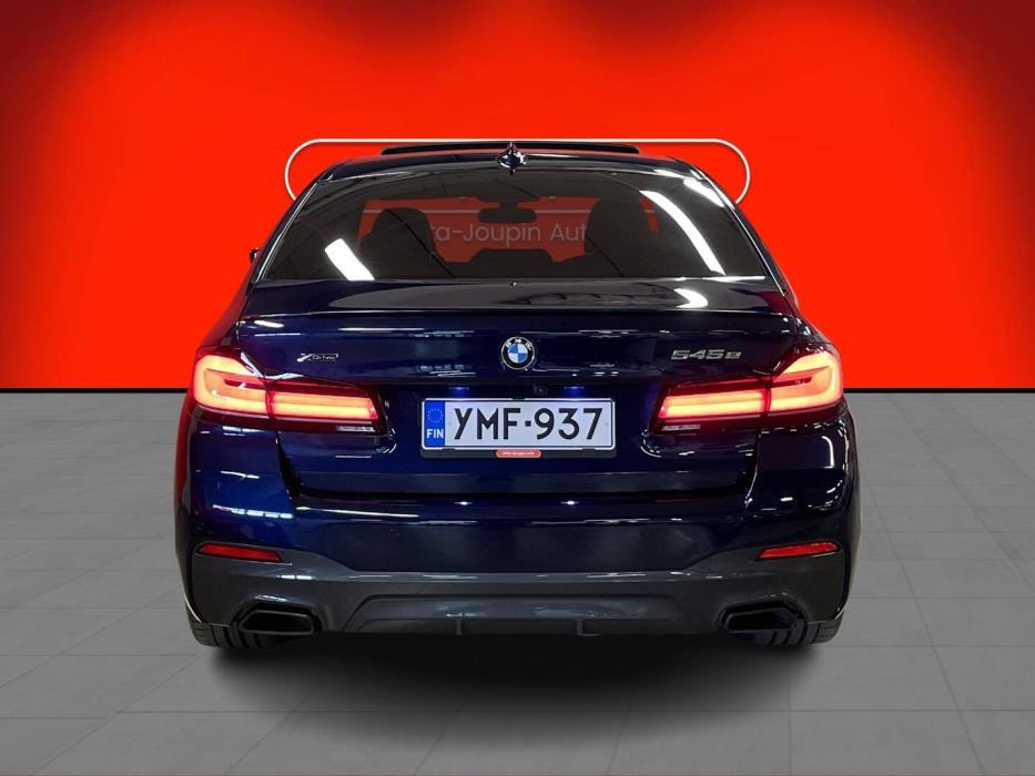 BMW 545 2021