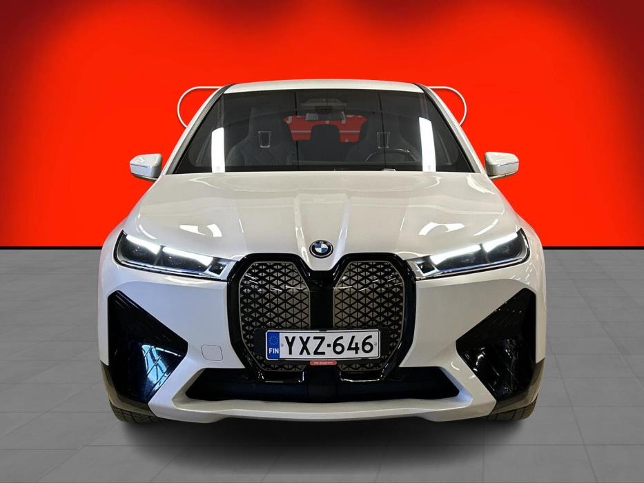 BMW iX 2023