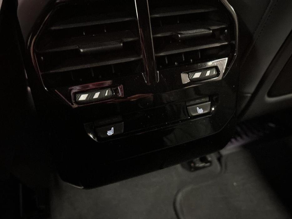 BMW iX 2023