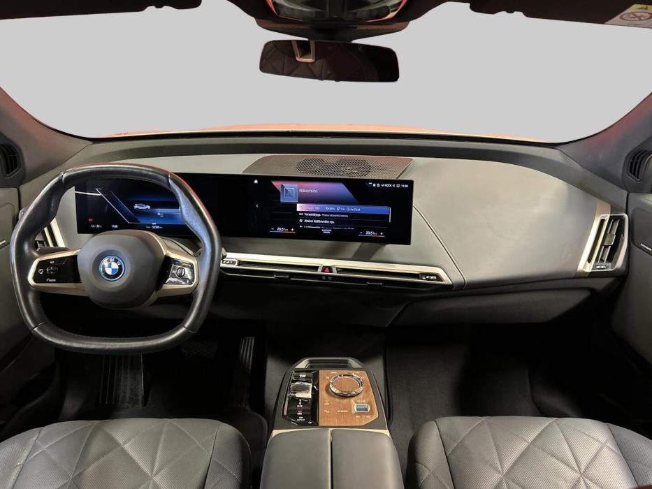 BMW iX 2023
