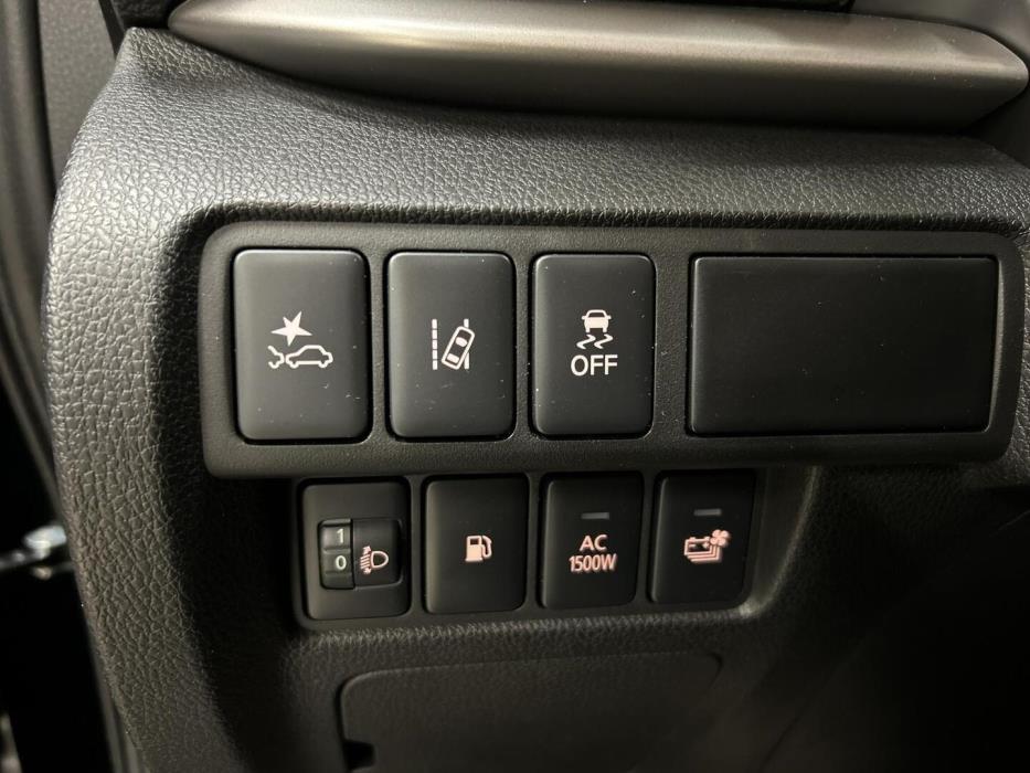 MITSUBISHI ECLIPSE CROSS 2024