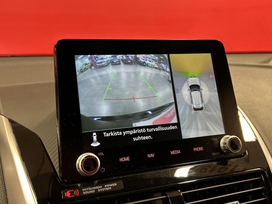 MITSUBISHI ECLIPSE CROSS 2024