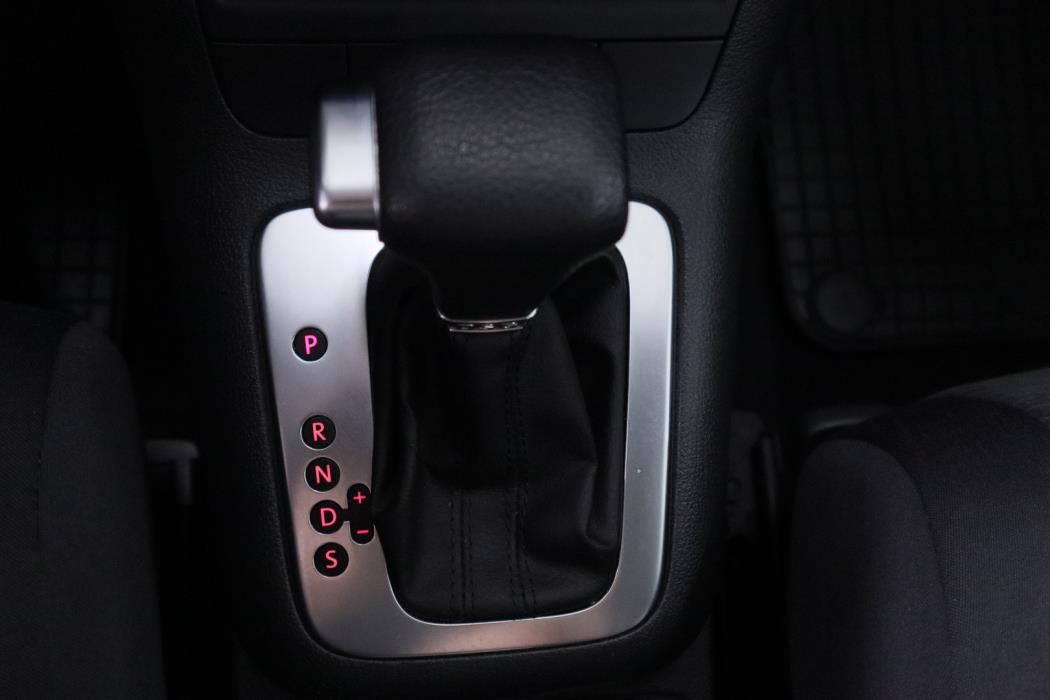 VOLKSWAGEN Golf Plus 2010