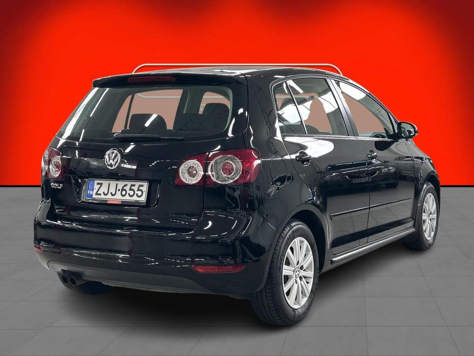 VOLKSWAGEN Golf Plus 2010