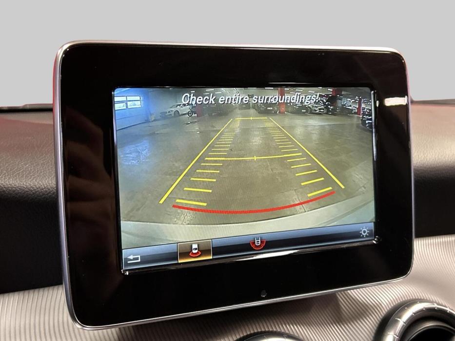 MERCEDES-BENZ CLA 2016