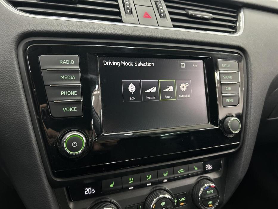 SKODA Octavia 2016