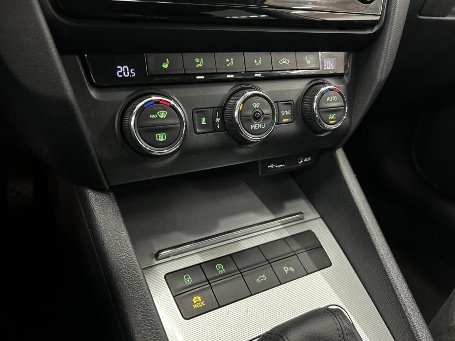SKODA Octavia 2016