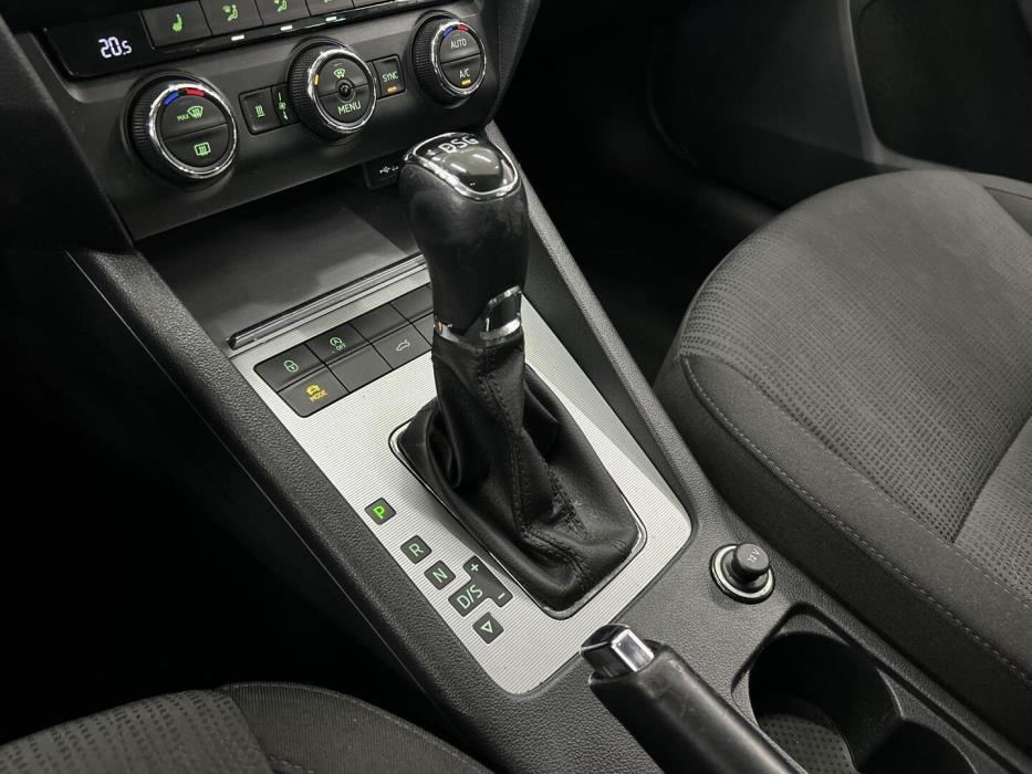 SKODA Octavia 2016