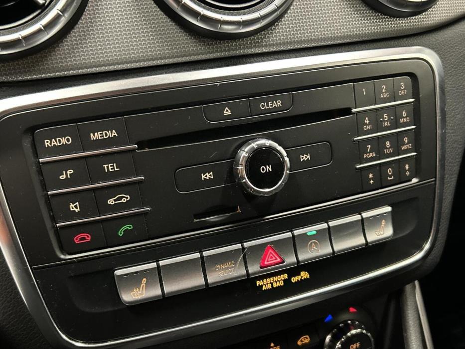 MERCEDES-BENZ CLA 2016