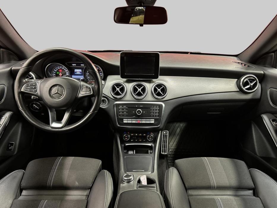 MERCEDES-BENZ CLA 2016