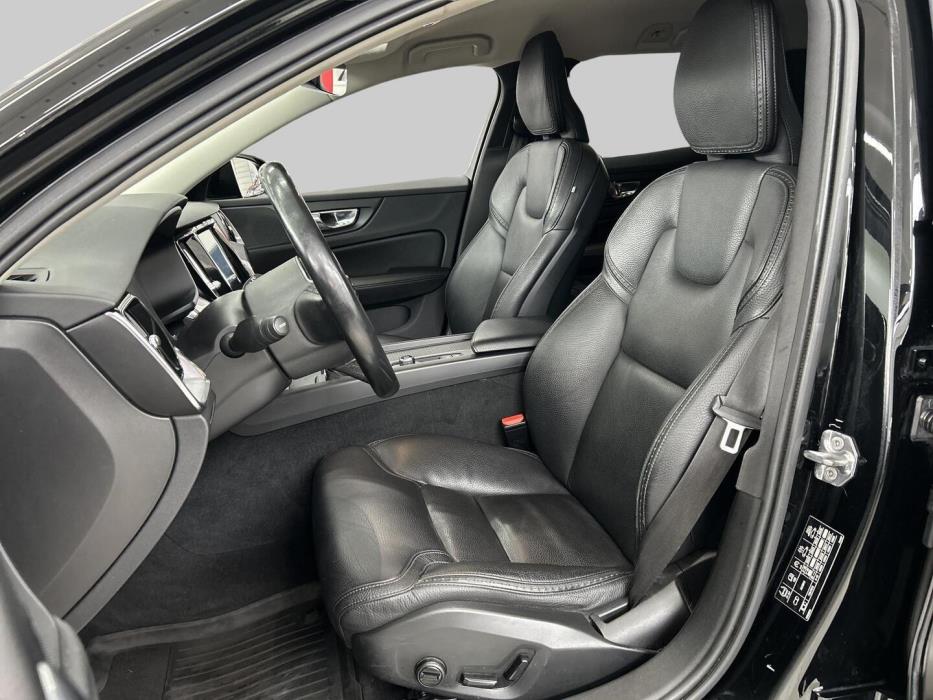 VOLVO V60 Cross Country 2019