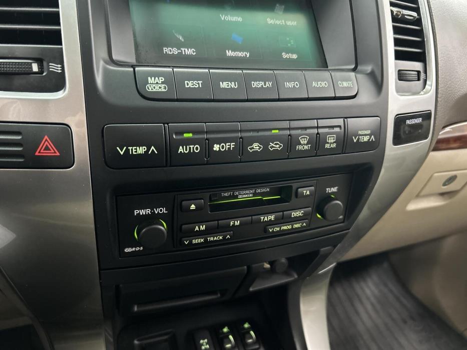 TOYOTA Land Cruiser 2006
