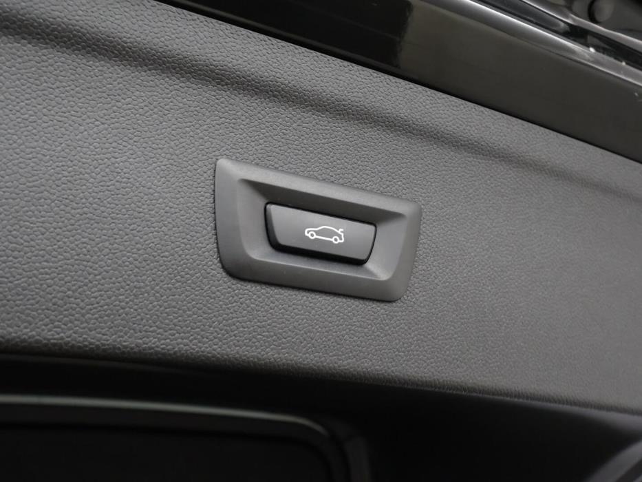 BMW IX 2023