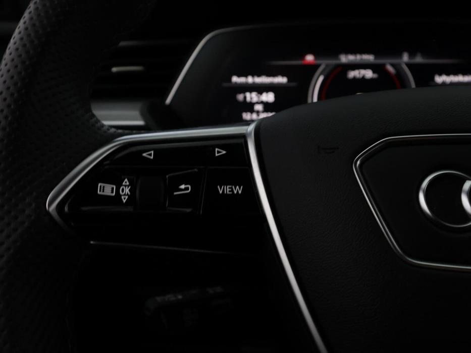 AUDI E-TRON 2023