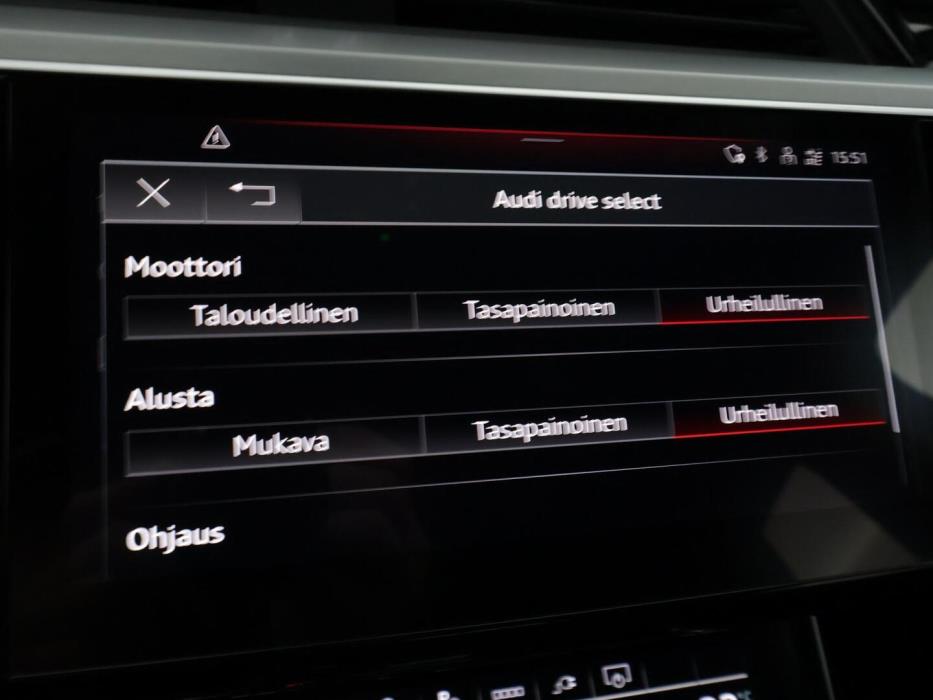 AUDI E-TRON 2023