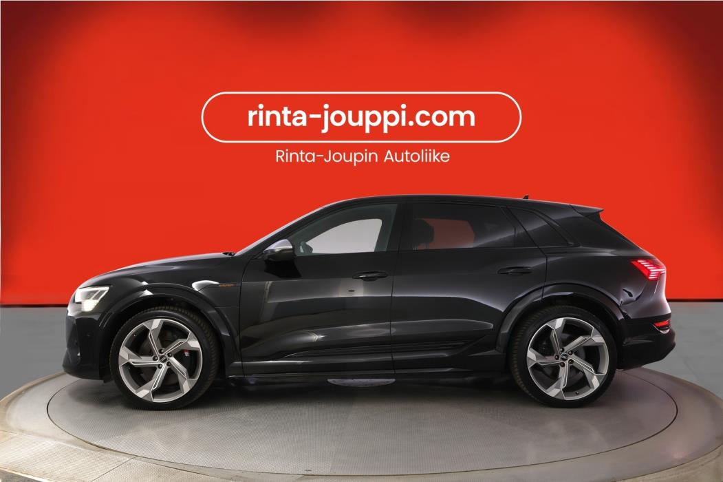 AUDI E-TRON 2023