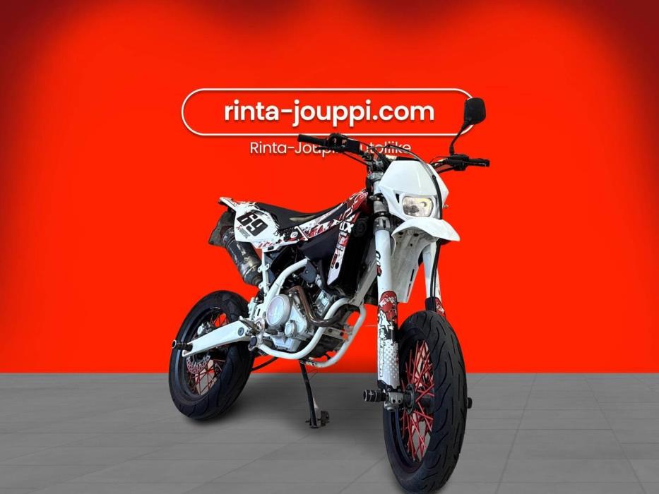 HUSQVARNA SMR 2011