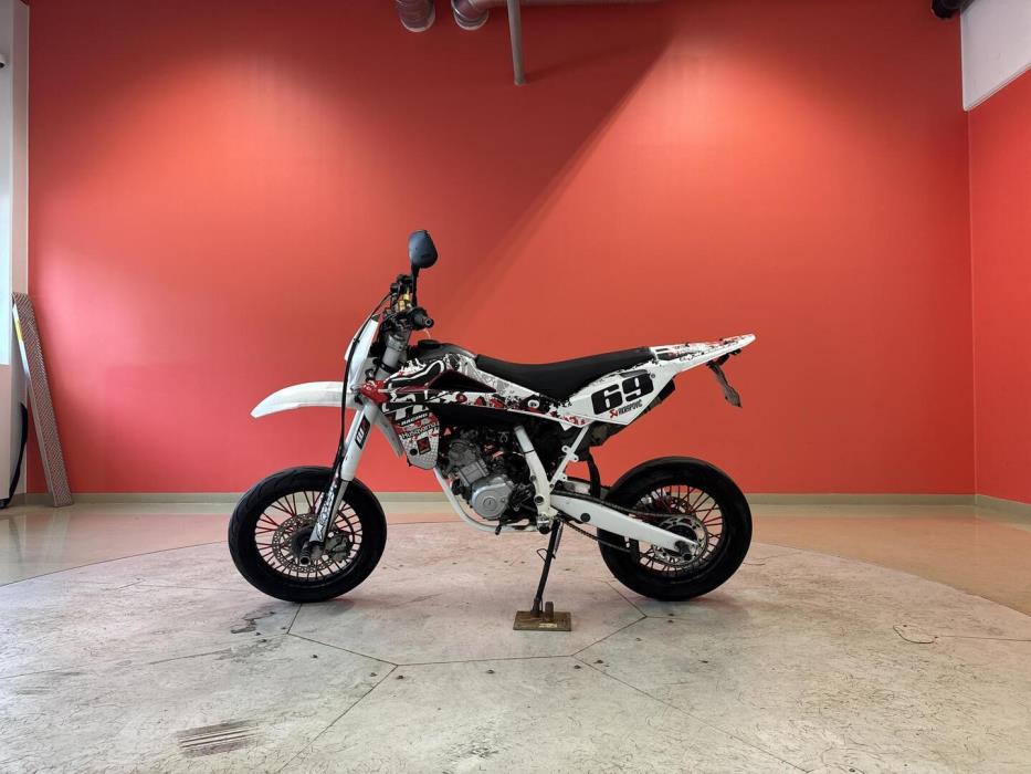 HUSQVARNA SMR 2011