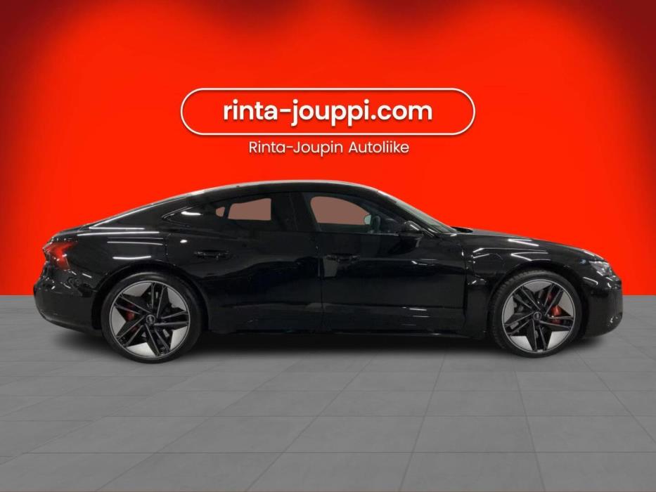 AUDI E-TRON GT RS 2022