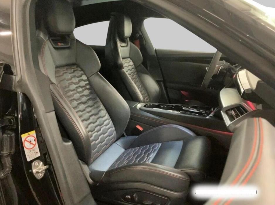 AUDI E-TRON GT RS 2022