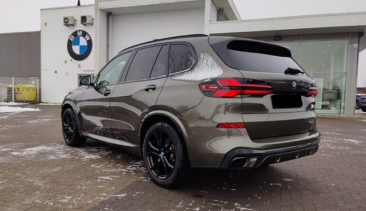 BMW X5 2025