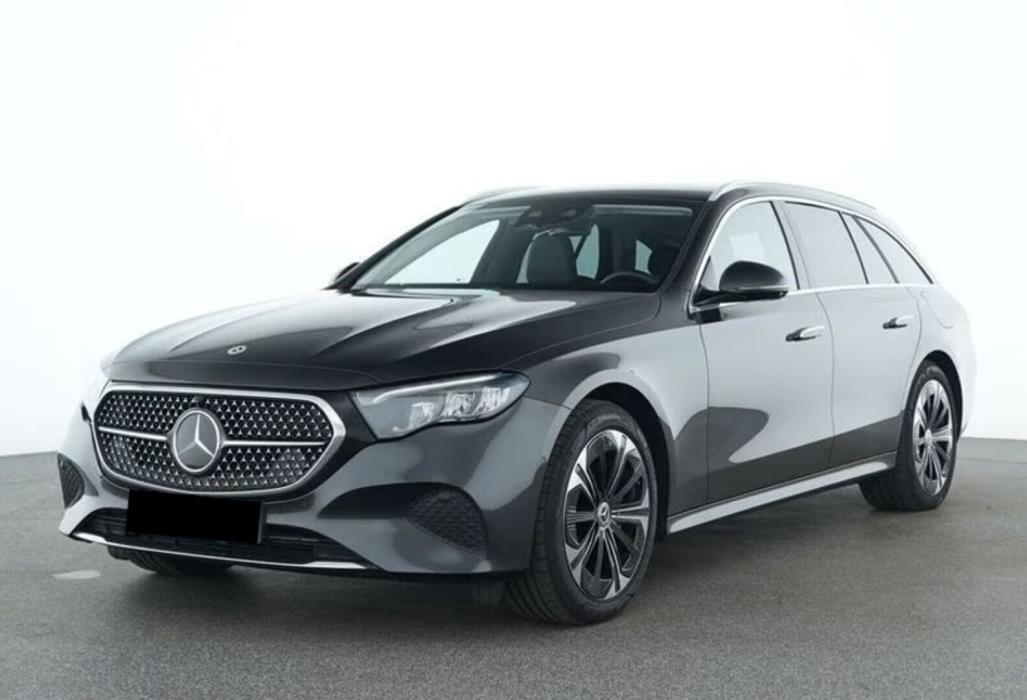 MERCEDES-BENZ E 2026