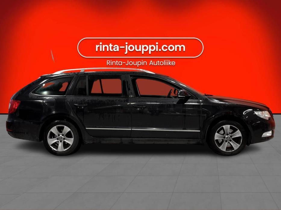 SKODA Superb 2012