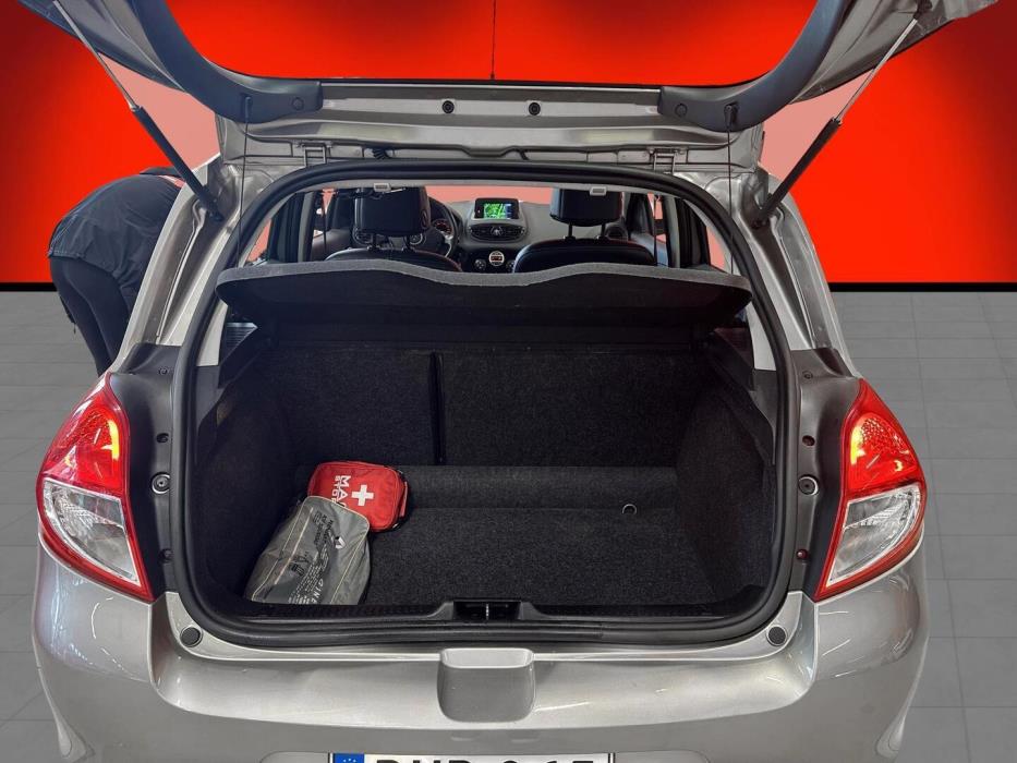 RENAULT Clio 2012